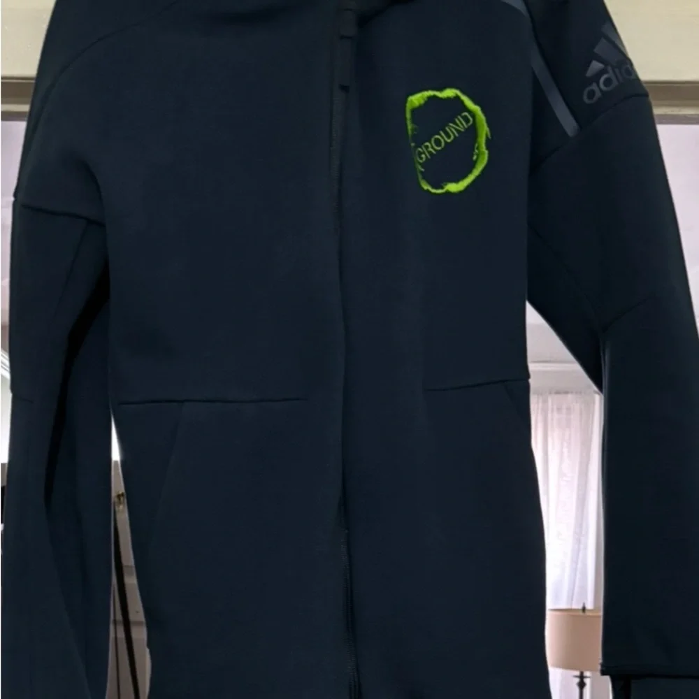 Jacket - Picture 3 of 6